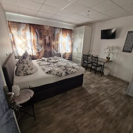 Auberge de jeunesse Boardinghouse- Klimatisiert - Zentral *