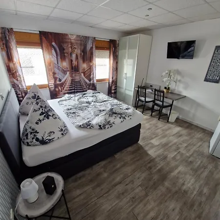 Boardinghouse - Gästezimmer Am Burgplatz *