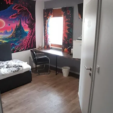 Hostal Boardinghouse- Klimatisiert - Zentral Sinsheim
