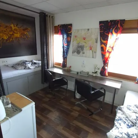Boardinghouse- Klimatisiert - Zentral *