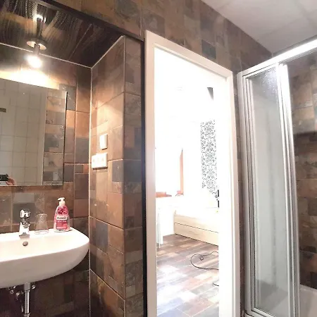 Boardinghouse Zentral Am Burgplatz ホステル *